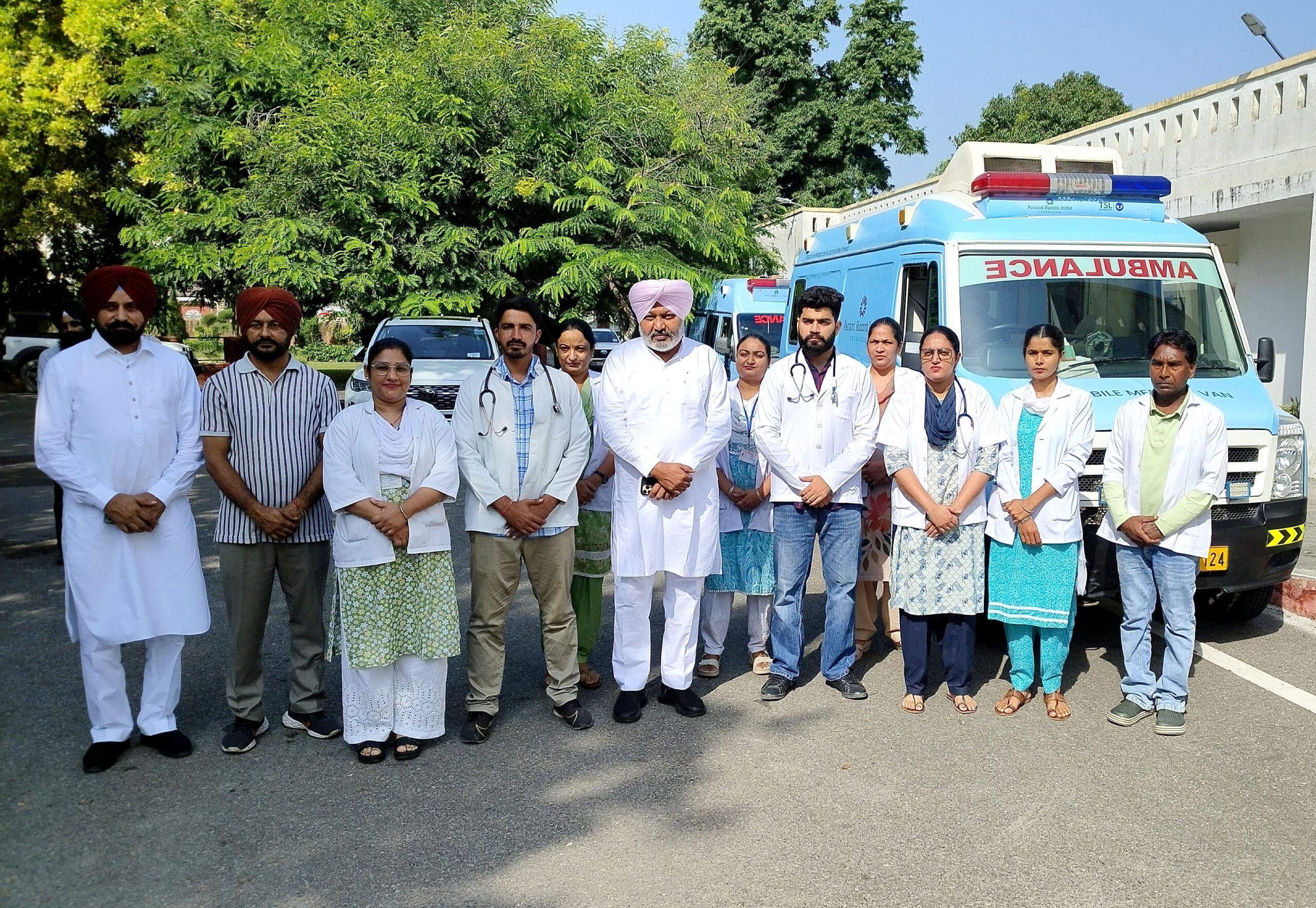 ਦਿੜ੍ਹਬਾ ਹਲਕੇ ਦੇ ਹੜ੍ਹ ਪ੍ਰਭਾਵਿਤ ਖੇਤਰਾਂ ਲਈ ਤਿੰਨ ਐਂਬੂਲੈਂਸਾਂ ਰਵਾਨਾ, ਅਗਲੇ 15 ਦਿਨਾਂ ਤੱਕ ਮੁਫ਼ਤ ਜਾਂਚ ਤੇ ਦਵਾਈਆਂ – ਗੰਭੀਰ ਮਰੀਜ਼ਾਂ ਨੂੰ ਸਿਹਤ ਕੇਂਦਰਾਂ ਵੱਲ ਭੇਜਿਆ ਜਾਵੇਗਾ