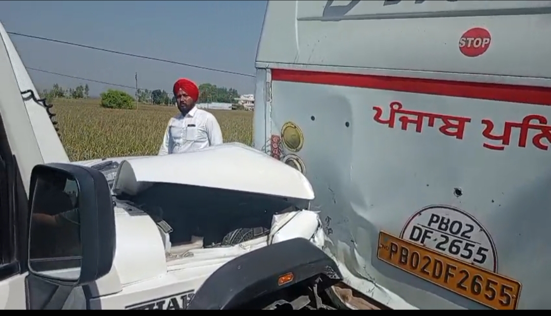 ਸੁਖਬੀਰ ਬਾਦਲ ਦੇ ਕਾਫਲੇ ਨਾਲ ਵੱਡਾ ਹਾਦਸਾ, ਏਅਰਬੈਗ ਖੁੱਲਣ ਨਾਲ ਟਲੀ ਵੱਡੀ ਦੁਰਘਟਨਾ