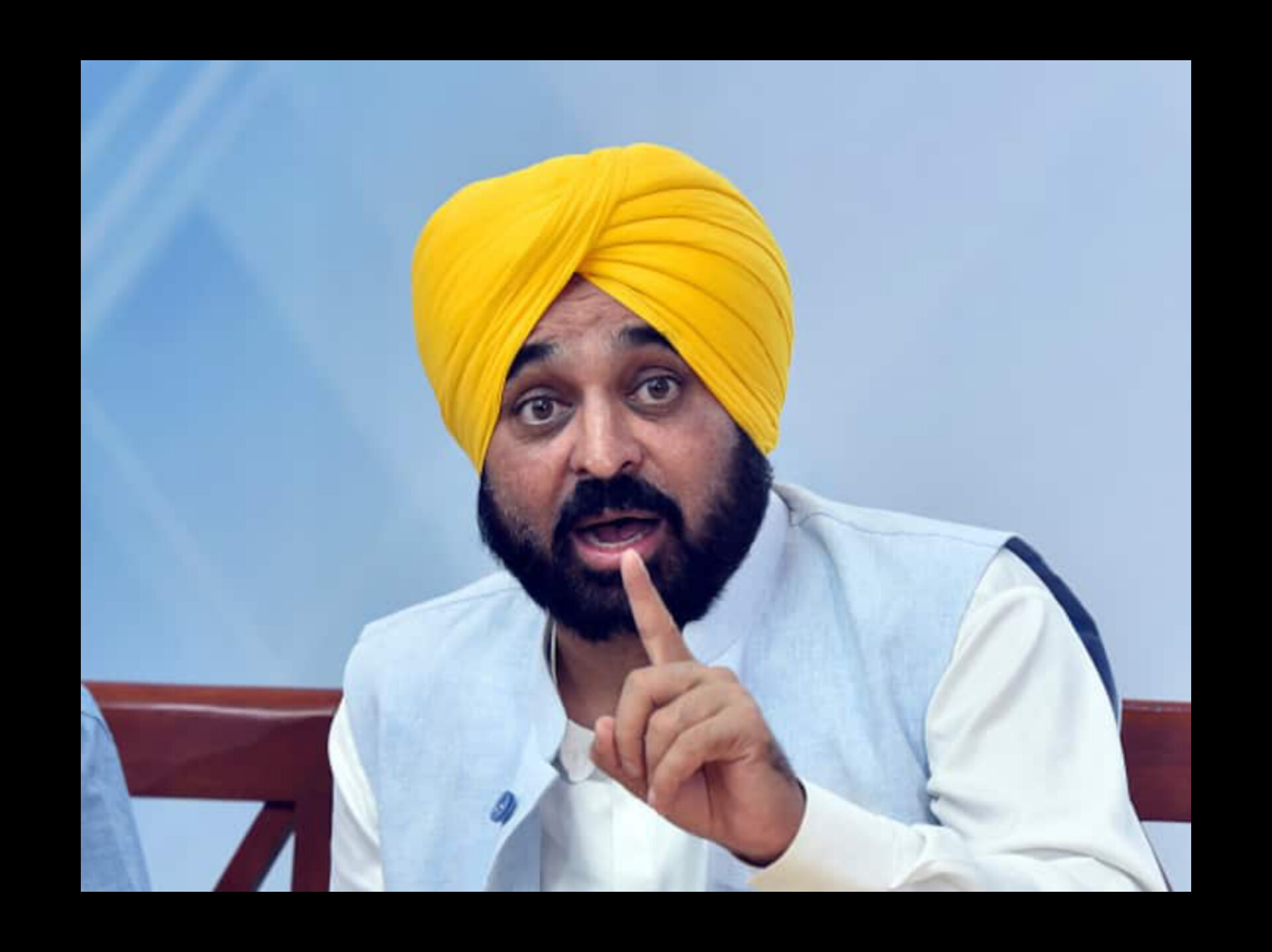 “ਕ੍ਰਿਕਟ ਹੋ ਸਕਦਾ ਹੈ ਤਾਂ ਦਰਸ਼ਨ ਕਿਉਂ ਨਹੀਂ?” – ਮੁੱਖ ਮੰਤਰੀ ਮਾਨ ਦਾ ਕੇਂਦਰ ਸਰਕਾਰ ‘ਤੇ ਵੱਡਾ ਹਮਲਾ